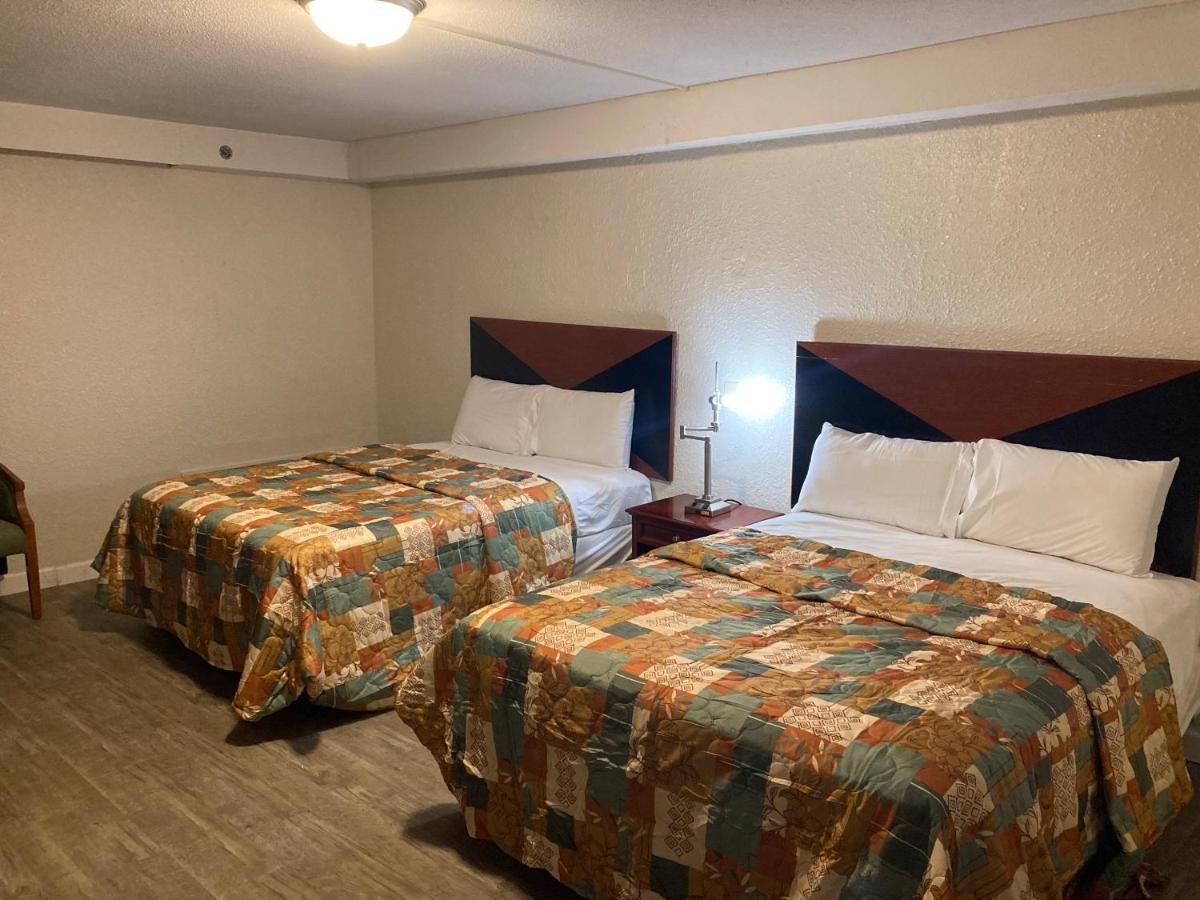 Travel Inn Petersburg Eksteriør bilde