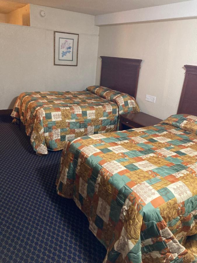 Travel Inn Petersburg Eksteriør bilde