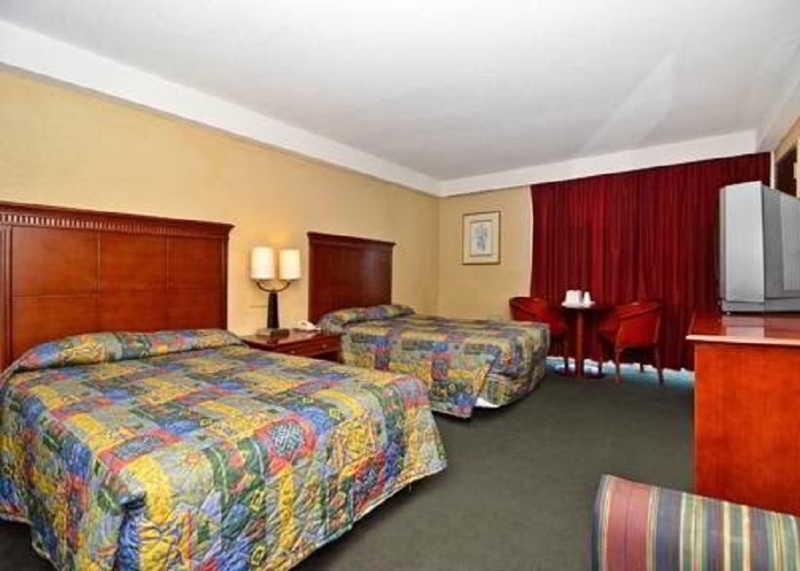 Travel Inn Petersburg Rom bilde